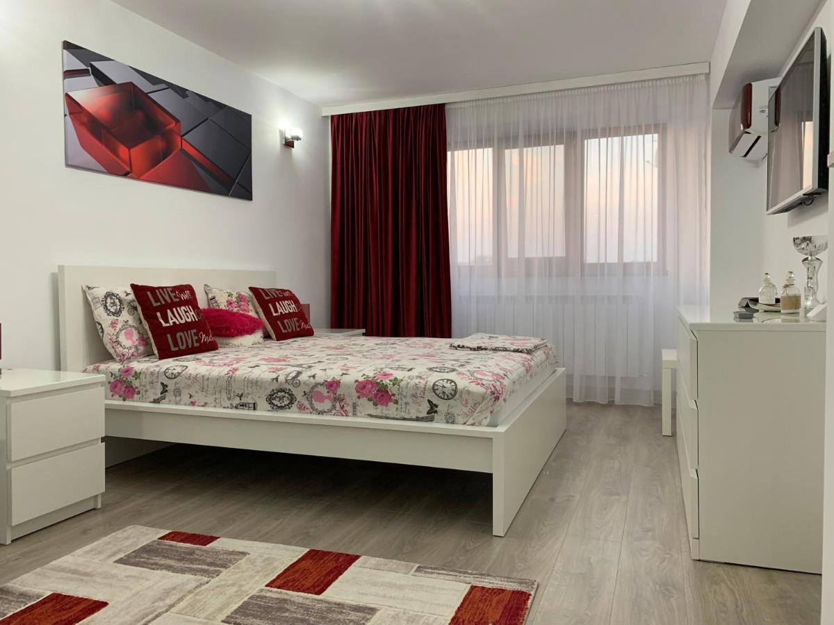 Mery Apartment Галац Экстерьер фото