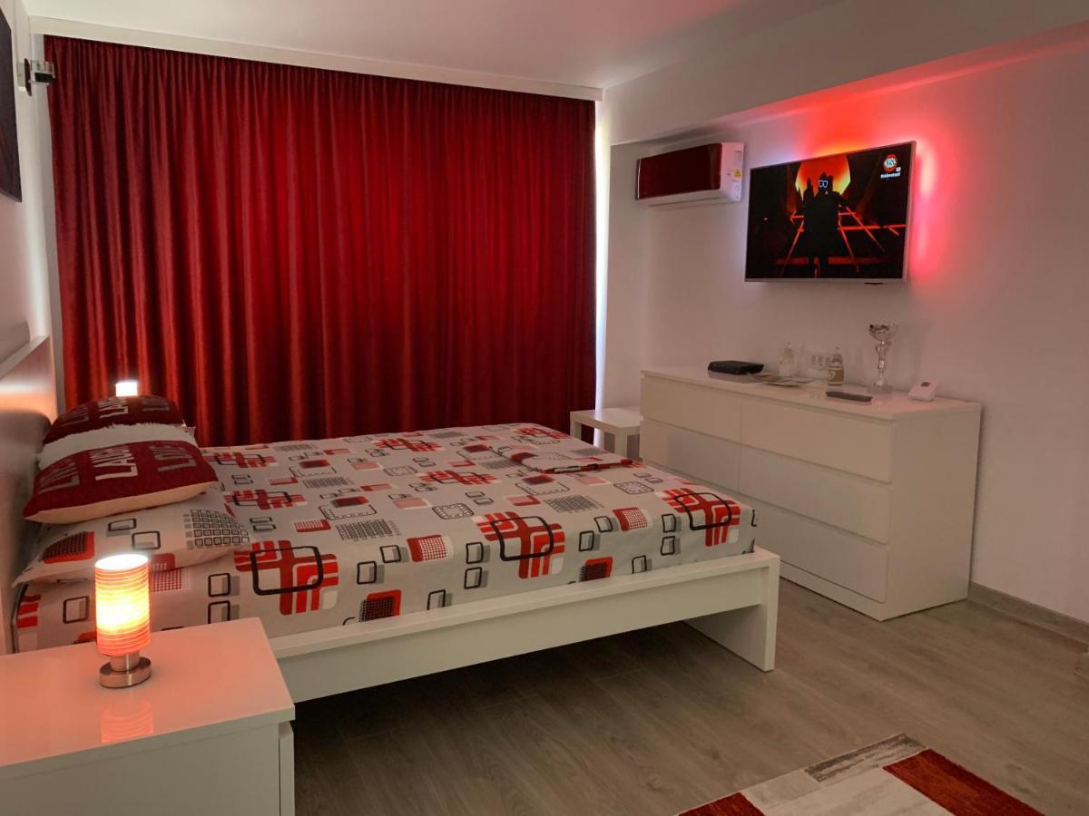 Mery Apartment Галац Экстерьер фото