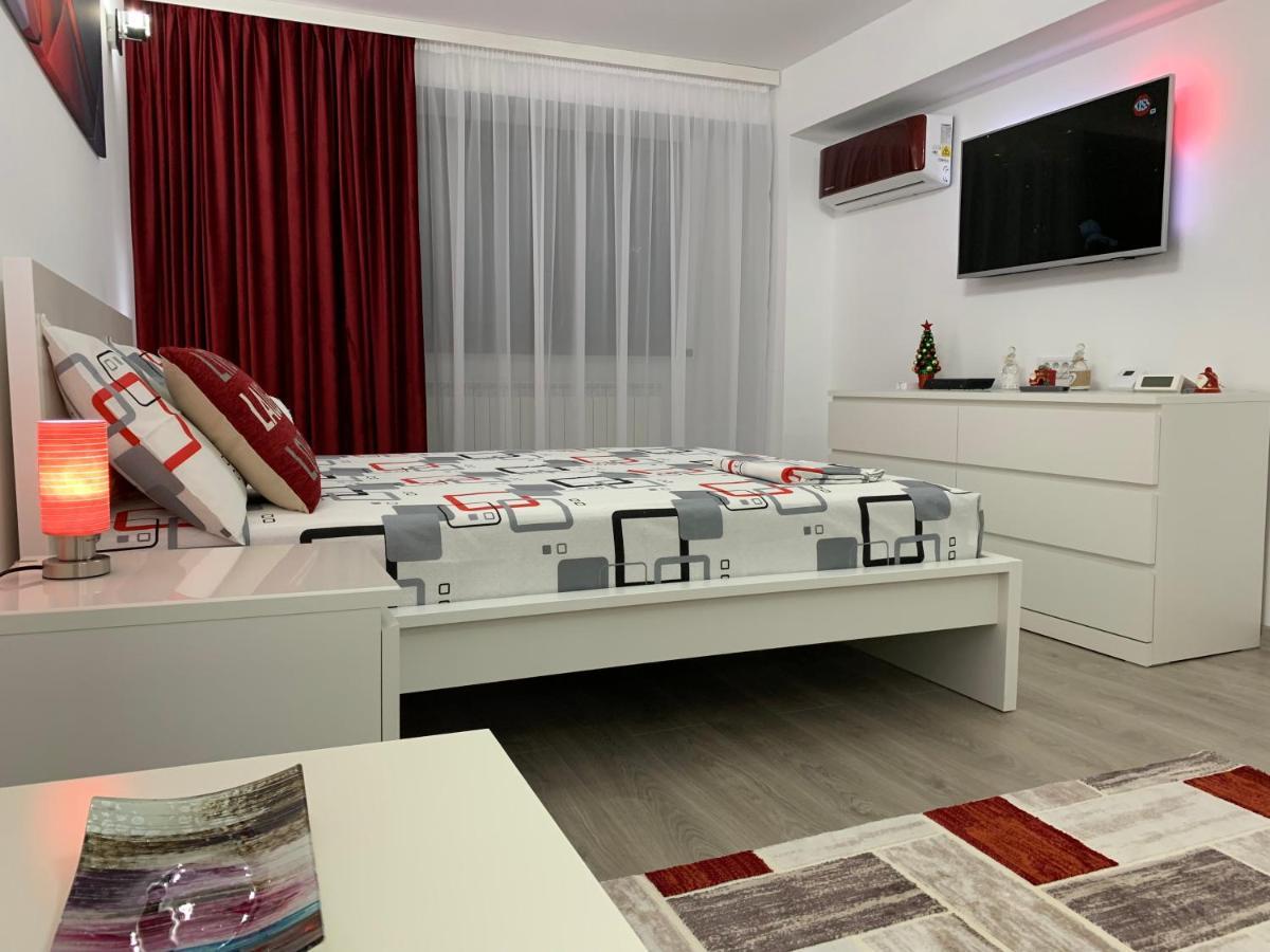 Mery Apartment Галац Экстерьер фото