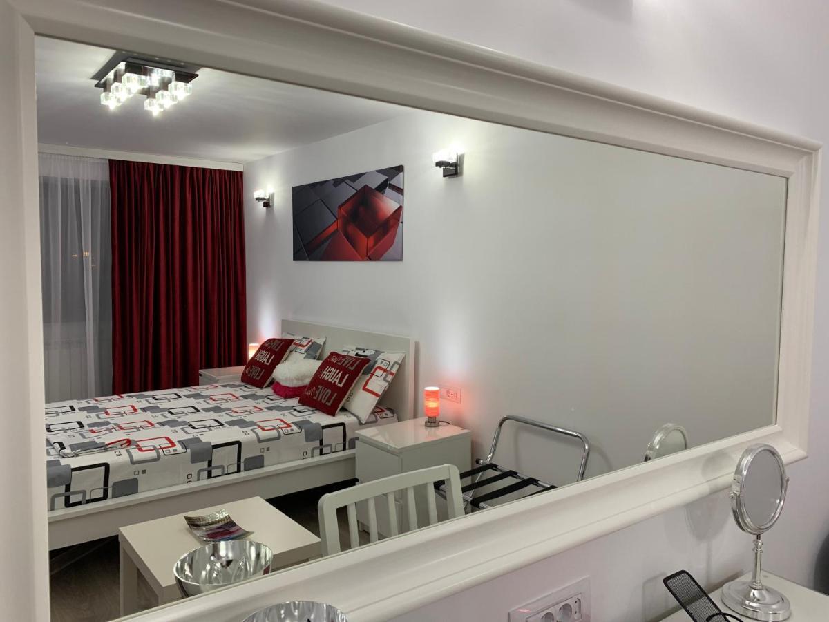 Mery Apartment Галац Экстерьер фото