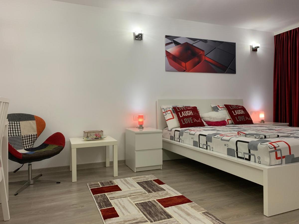 Mery Apartment Галац Экстерьер фото