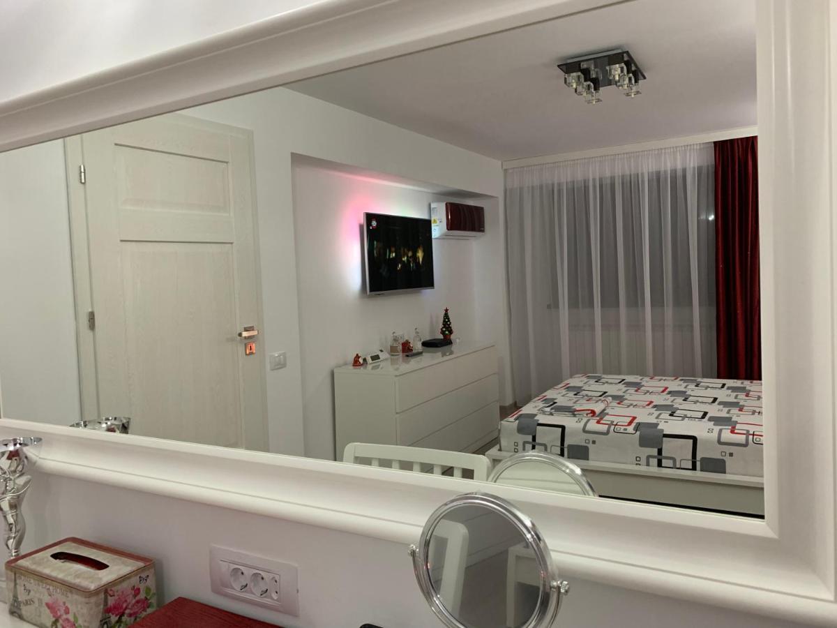 Mery Apartment Галац Экстерьер фото