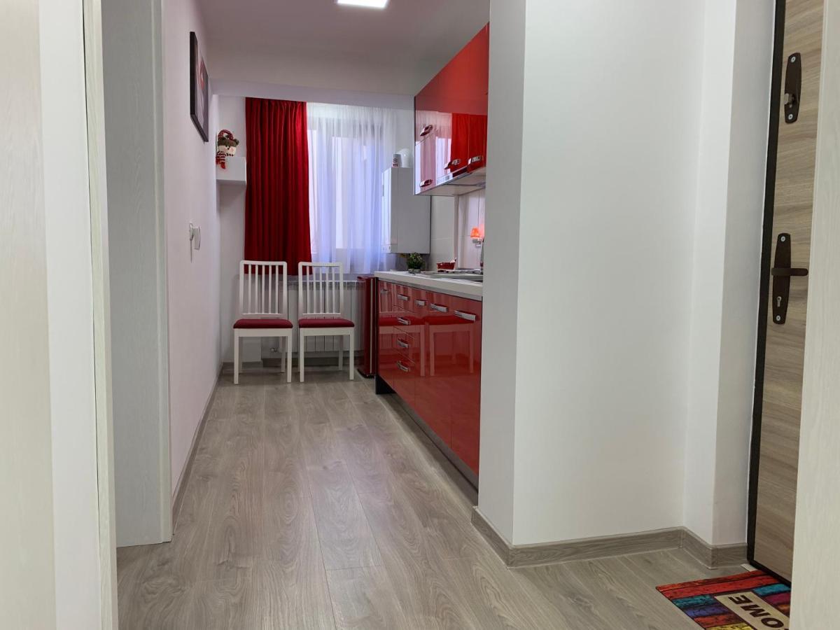 Mery Apartment Галац Экстерьер фото