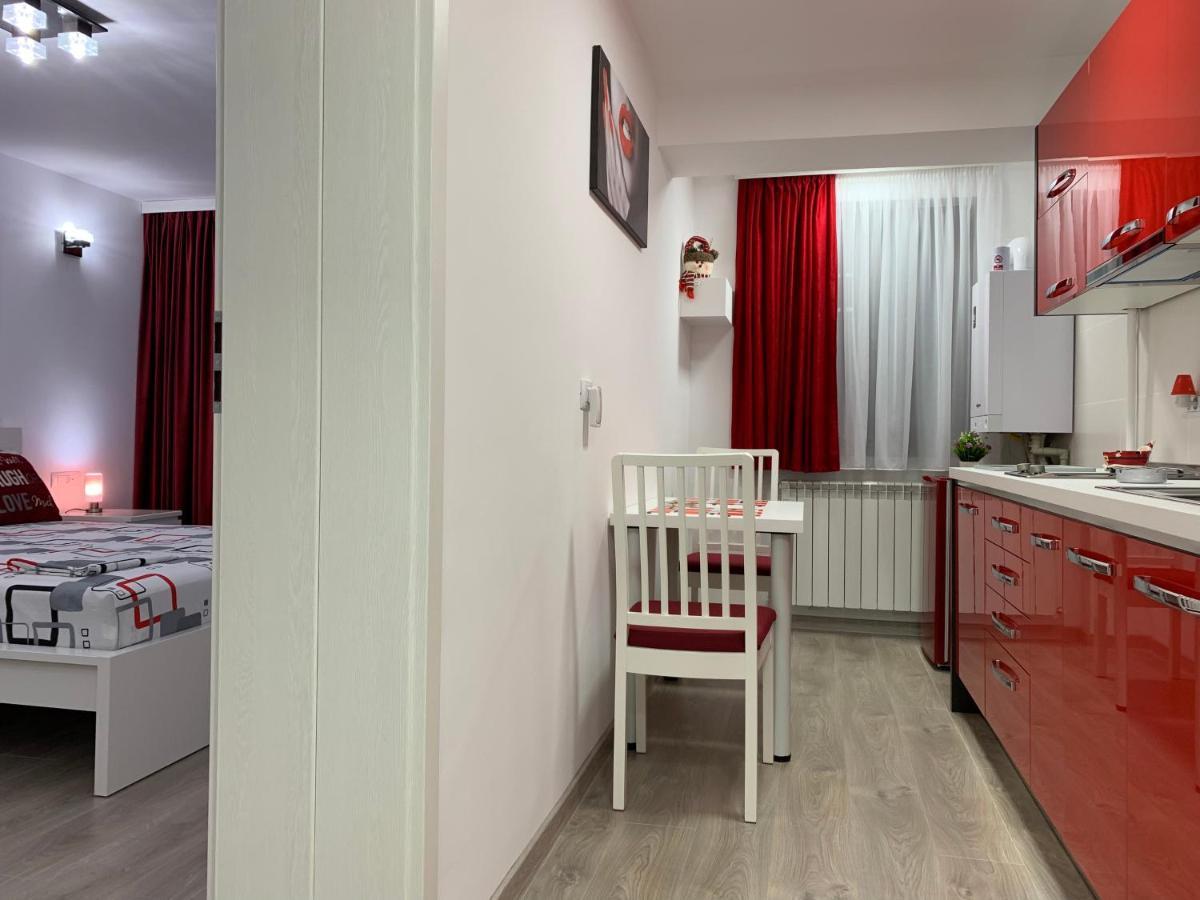 Mery Apartment Галац Экстерьер фото